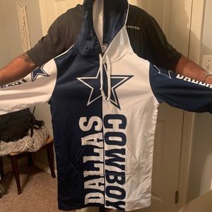 Dallas Cowboys sweatshirt